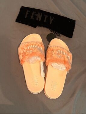 Fenty Plush Faux-Fur Slide Sandals in Peach